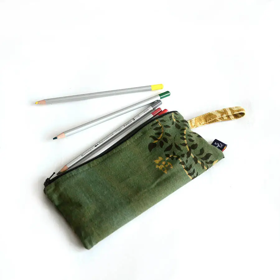 ICHCHA | Travel Pouch Pencil Gift Eco- Dreamer