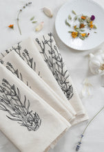 Load image into Gallery viewer, HEARTH AND HARROW | Organic Cotton Napkins (set of 4)