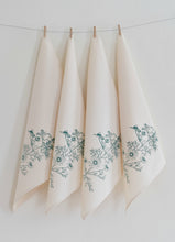 Load image into Gallery viewer, HEARTH AND HARROW | Organic Cotton Napkins (set of 4)